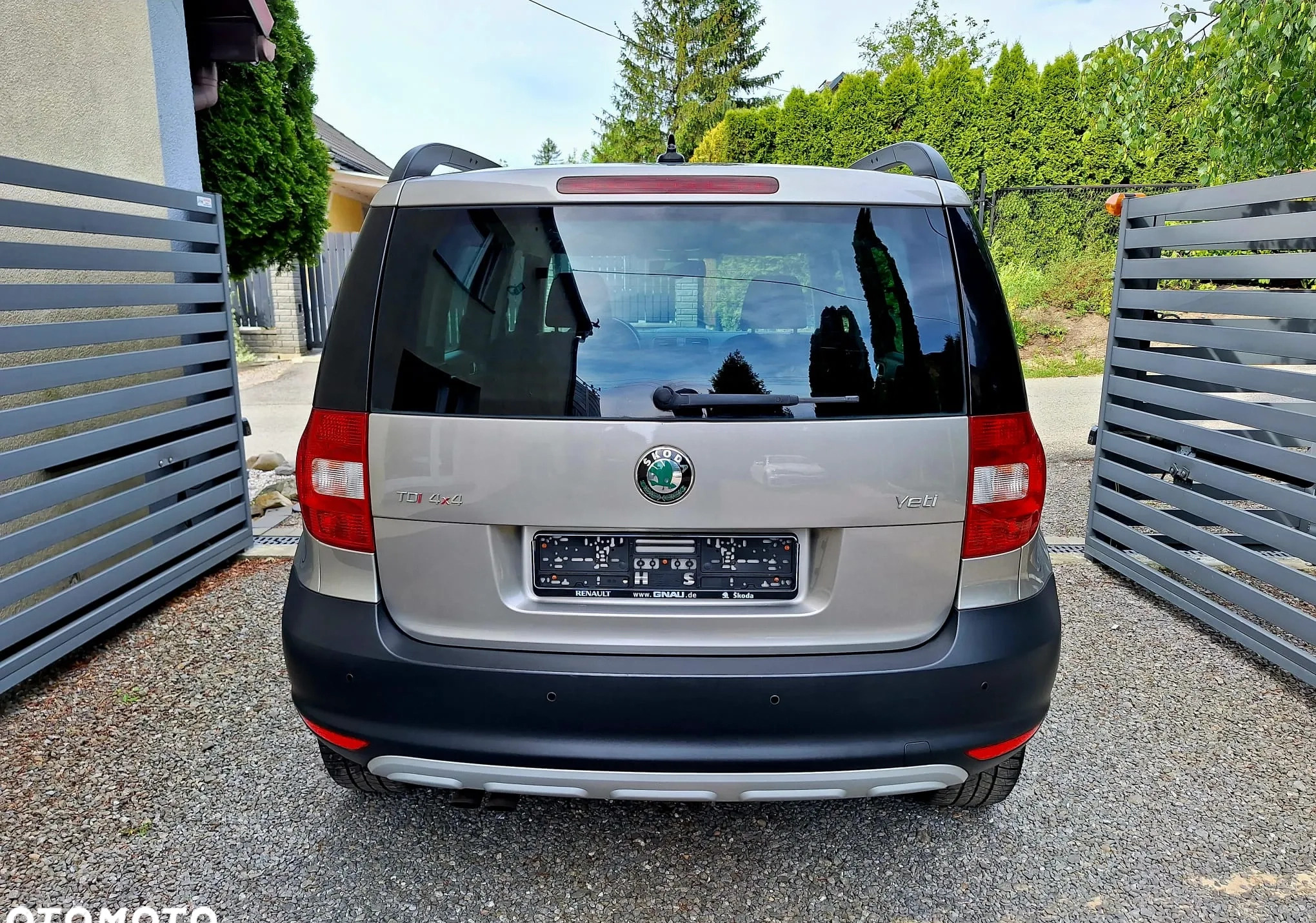 Skoda Yeti cena 32900 przebieg: 299000, rok produkcji 2013 z Biała małe 562